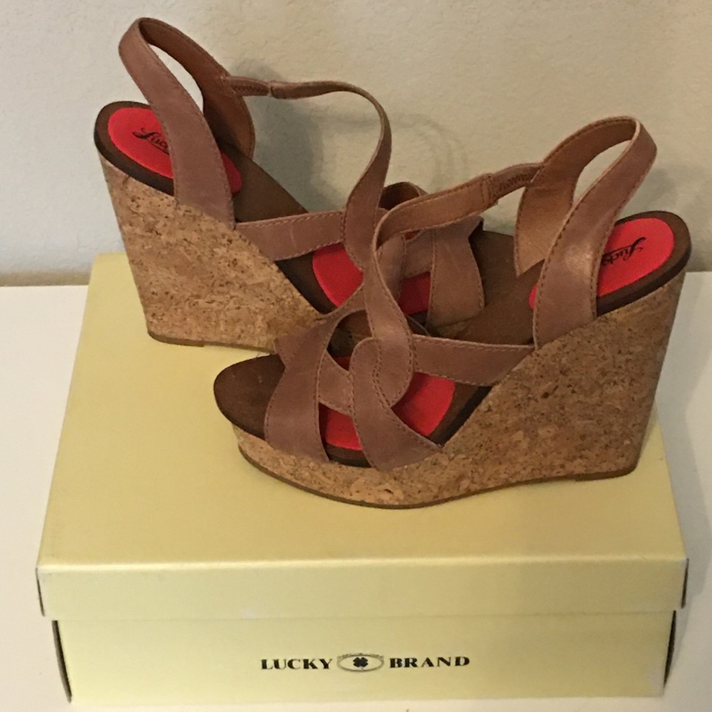 Lucky brand women’s wedges